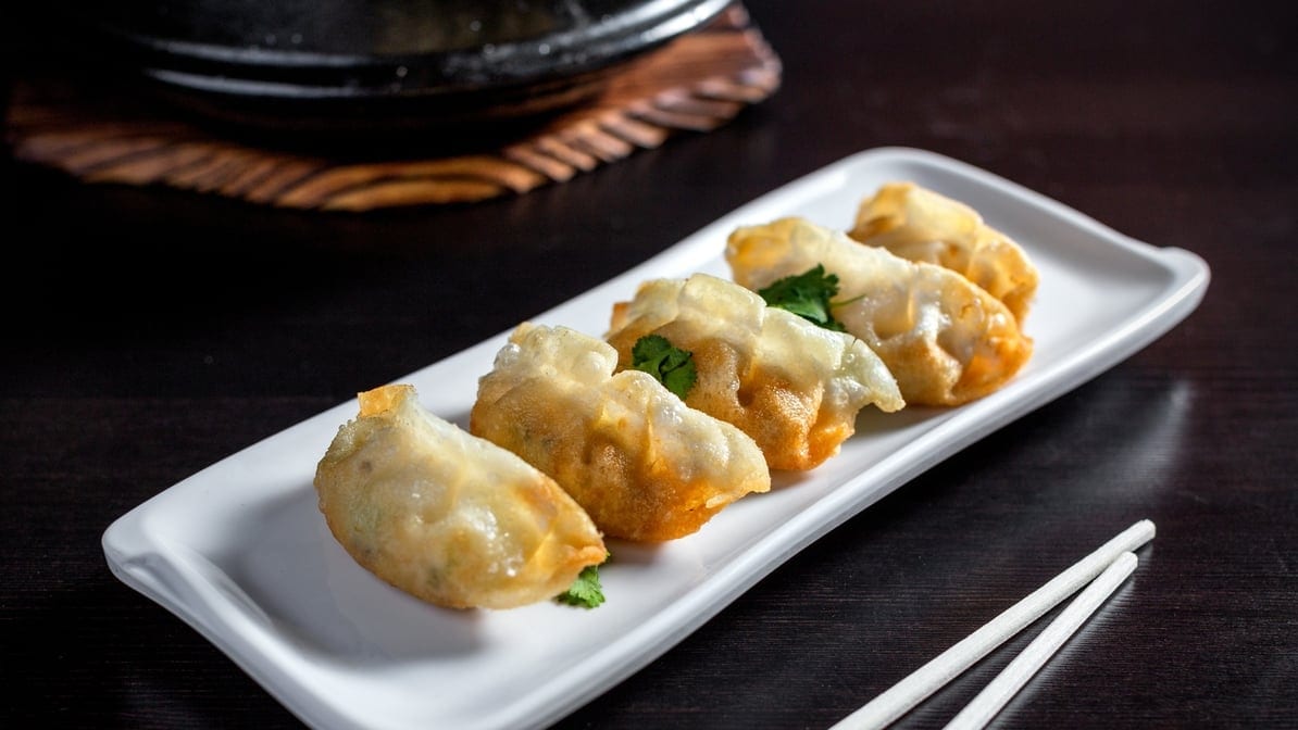 Fried Chicken Gyoza (6pc).