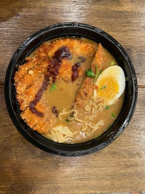 CURRY RAMEN.